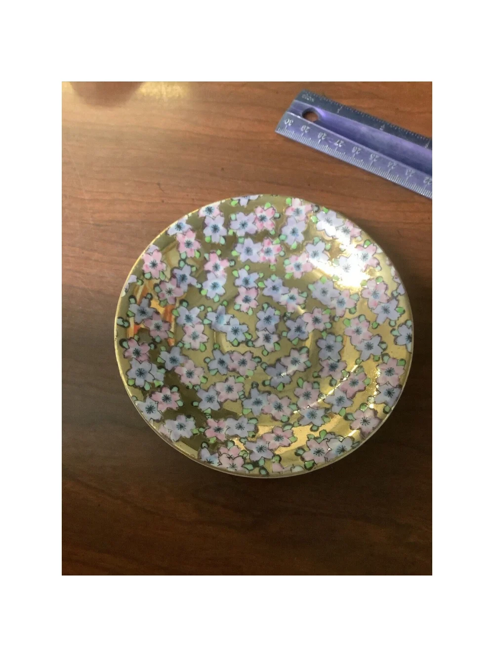 Lmari? Japan- Floral Chintz on gold